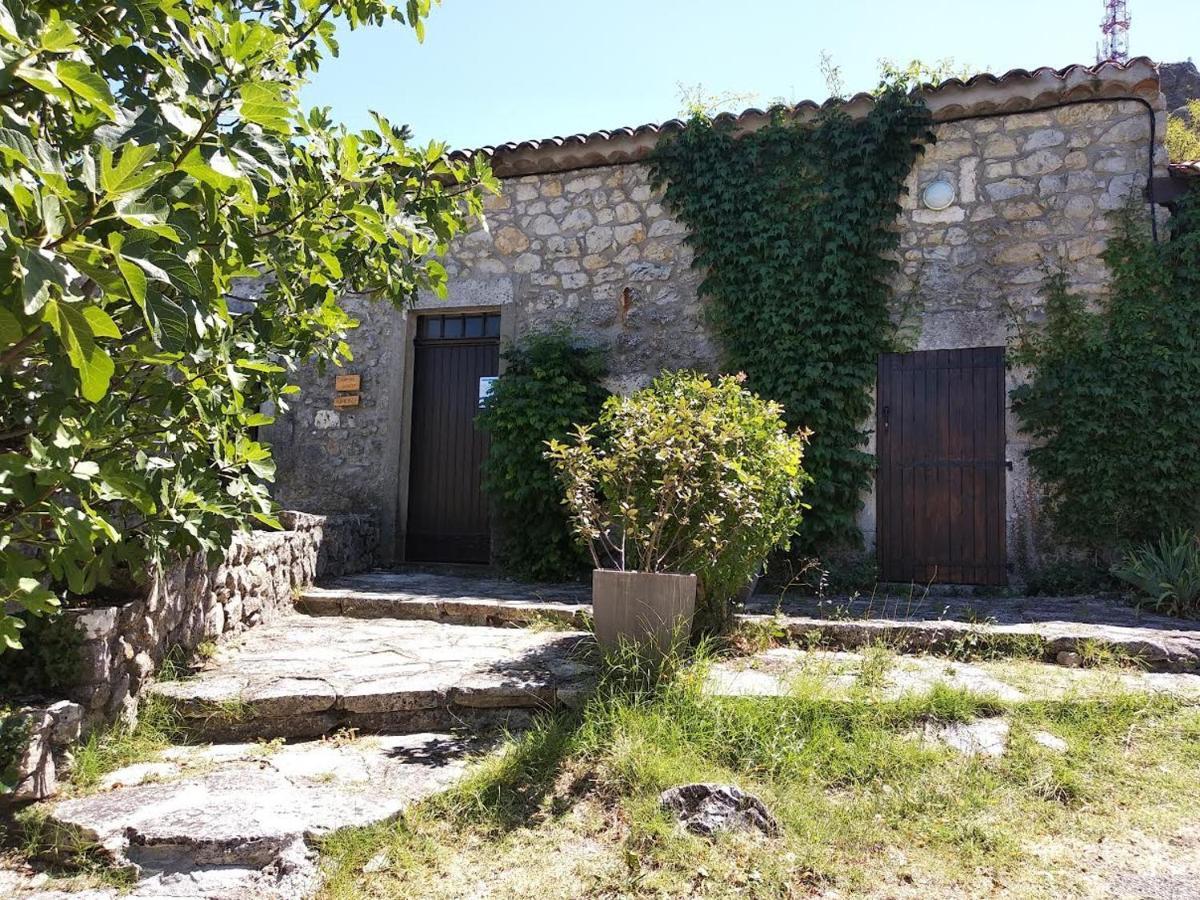 Le Rocher De Sampzon Exterior photo